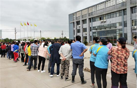 2019江西恒力“五一杯”拔河比赛